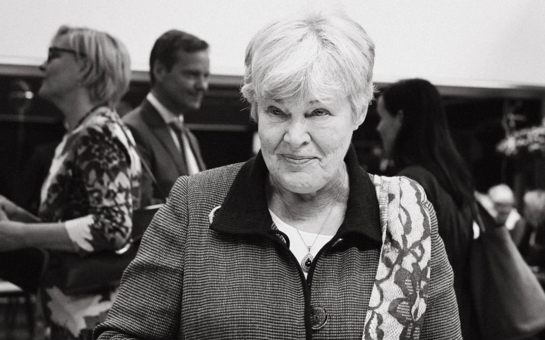 Krig, fred, jaktplan och framtidstro – en intervju med världens första kvinnliga försvarsminister Elisabeth Rehn